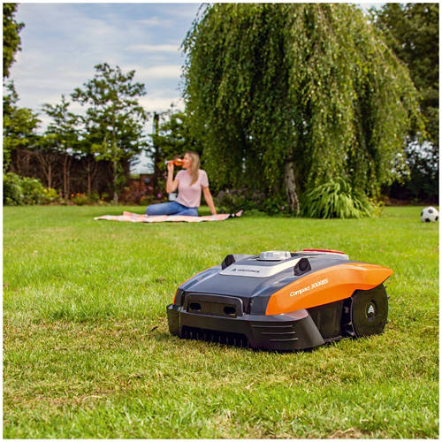 Lifestyle 1, Mähroboter Compact 300 RBS