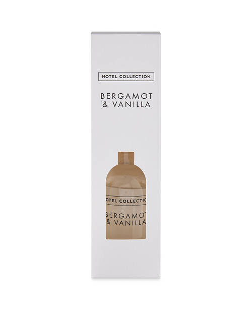 Premium Reed Diffuser Product Image Front shot 01
