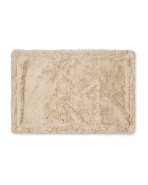 Front shot 1, Faux Fur Pet Blanket