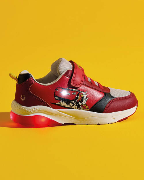 Lifestyle 2, LED Character Trainers