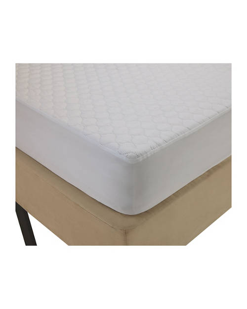 Mattress Protector Product Image Front shot 01