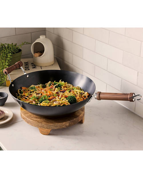 Lifestyle 1, 14 Inch Stir Fry Wok
