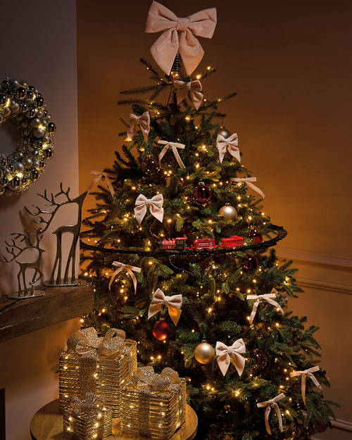 Lifestyle 1, LED Christmas Tree Animation
