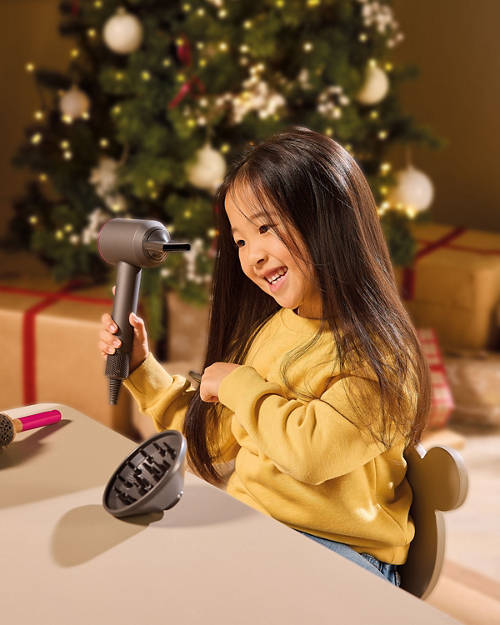 Lifestyle 1, Toy Dyson Styling Set