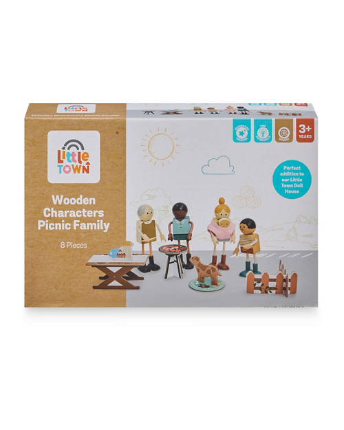 Front shot 2, Wooden Characters Family Set