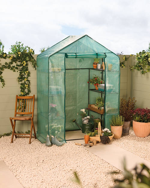 Lifestyle 1, Walk in Greenhouse