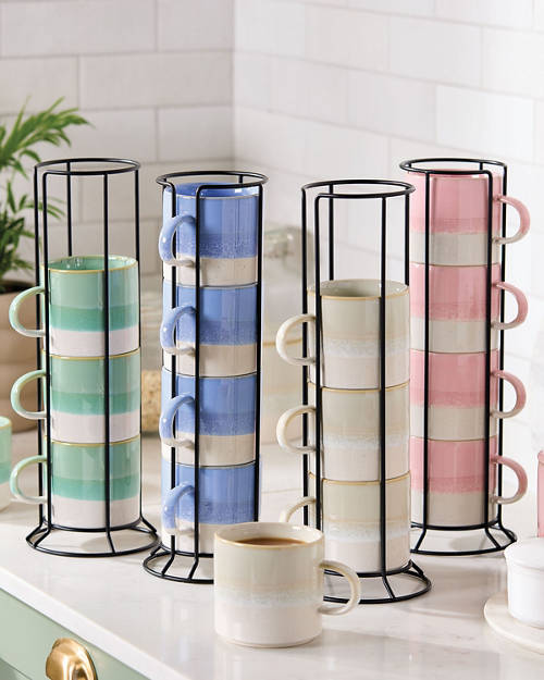 Lifestyle 1, Stacking Mugs