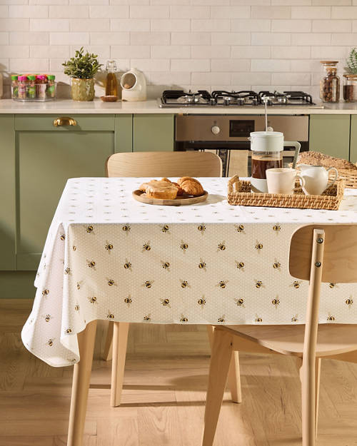 Lifestyle 1, Wipe Clean Tablecloth