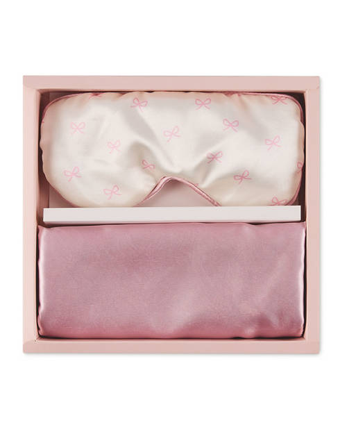 Front shot 2, Satin Gift Set