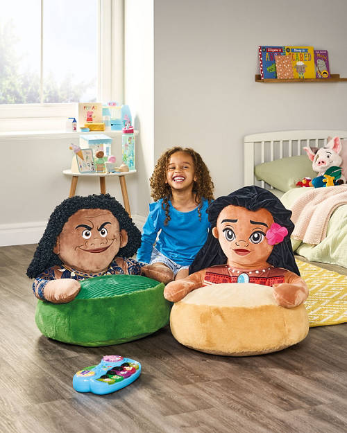 Lifestyle 1, Plush Chair