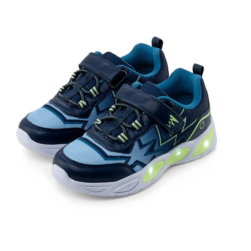 Podrobnosti 1, Otroški čevlji z LED-lučko