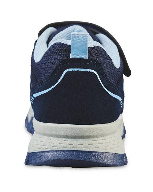 Details 1, All Weather Trainer