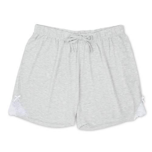 Podrobnosti 1, Ženska pižama s čipko