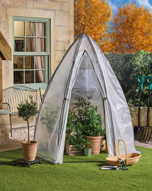 Lifestyle 1, Winter Greenhouse