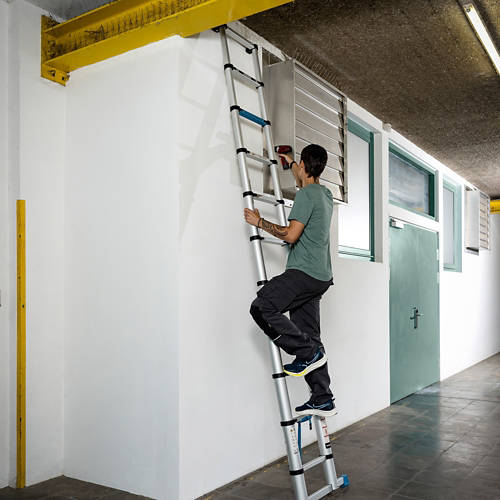 Življenjski slog 1, Aluminijasta teleskopska lestev