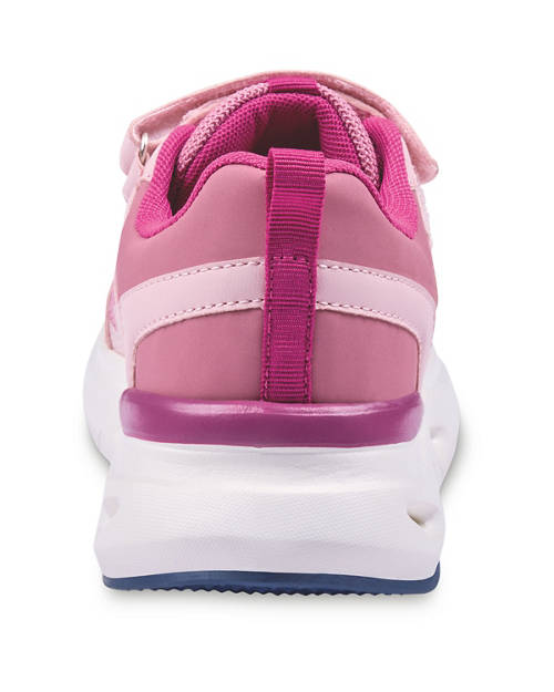 Details 1, Sportive Trainers