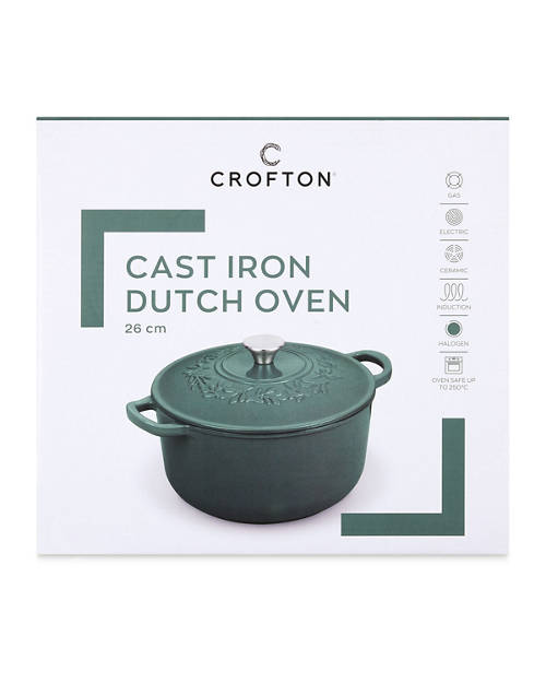 Front shot 2, Cast Iron Dutch Oven