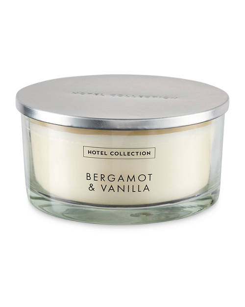 Premium Candle Product Image Front shot 01