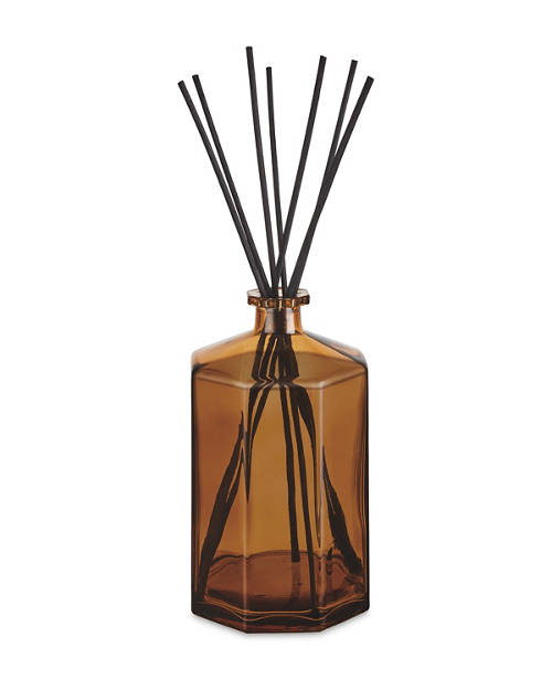 Front shot 2, XL Hexagonal Reed Diffuser