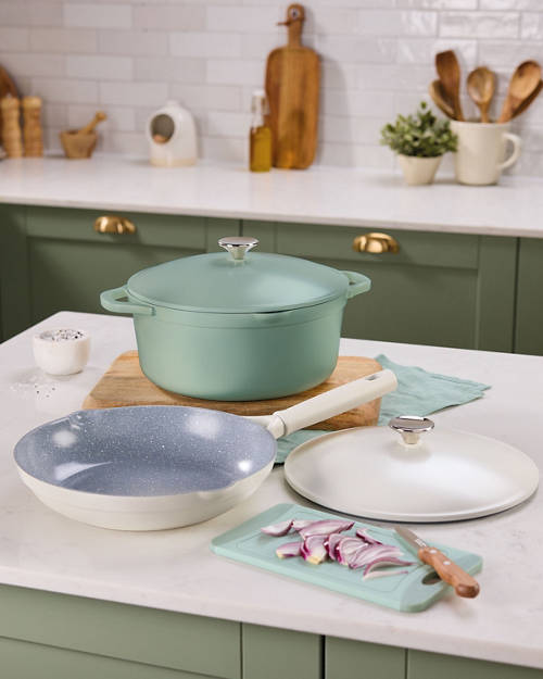 Lifestyle 1, Cast Aluminium Assortment Large