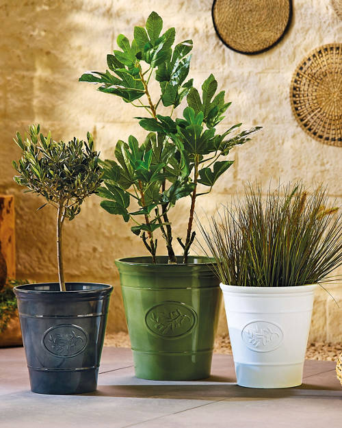 Lifestyle 1, Small Resin Planter