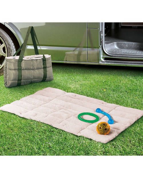 Lifestyle 1, Pet Foldable Travel Mat