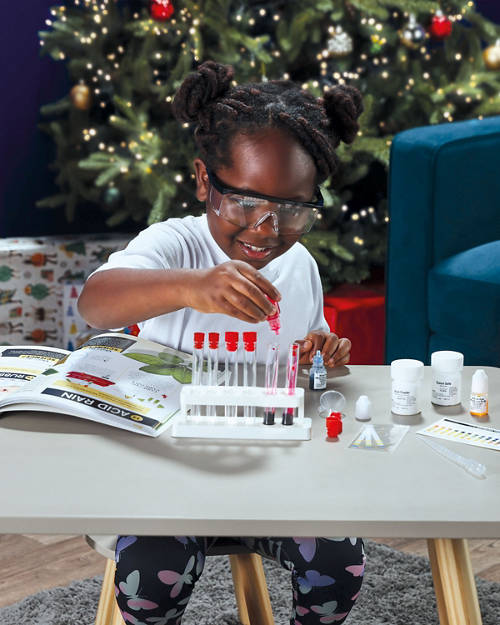 Lifestyle 1, Mini Science Kit