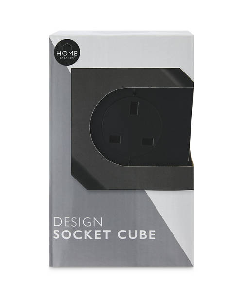 Front shot 2, Socket Cube with USB