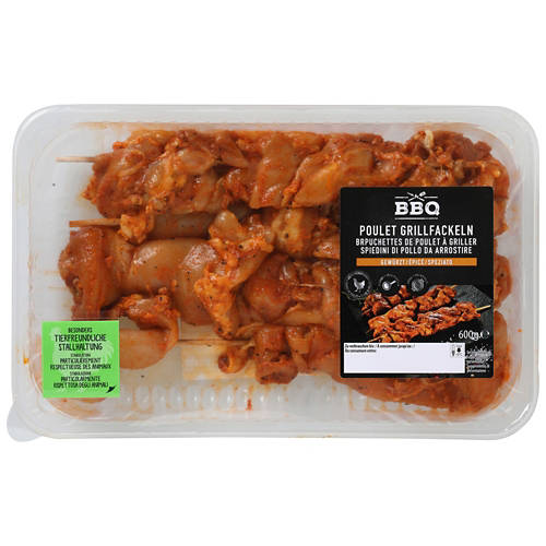 Vue de face 2, Brochettes de poulet assaisonnées