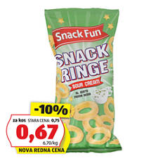 Koruzni prigrizek, kisla smetana in čebula