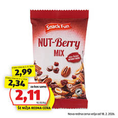 Mešanica oreščkov, z brusnicami