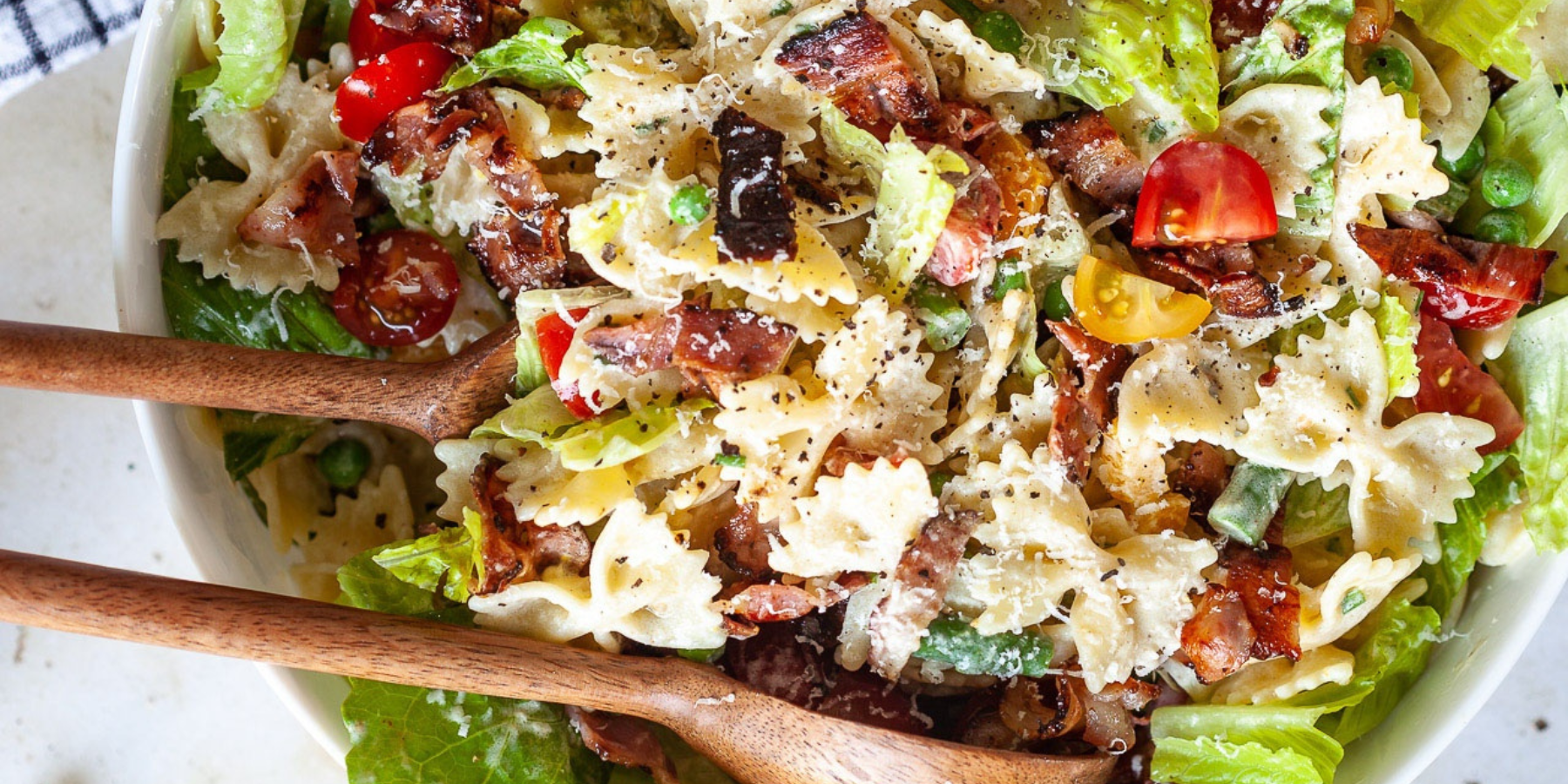 Testeninska solata po receptu Vibrant Plate