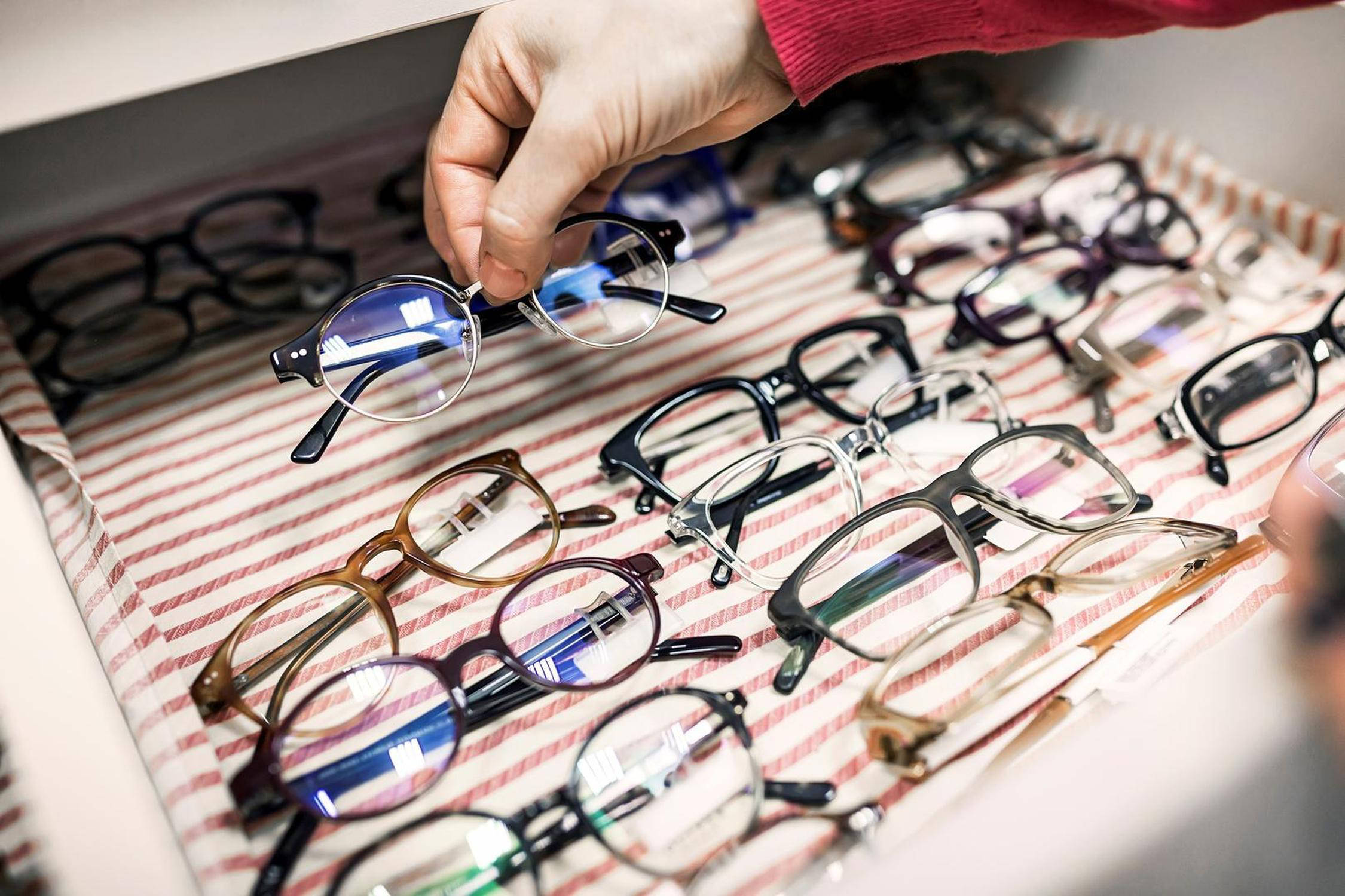 Zbiralna akcija očal